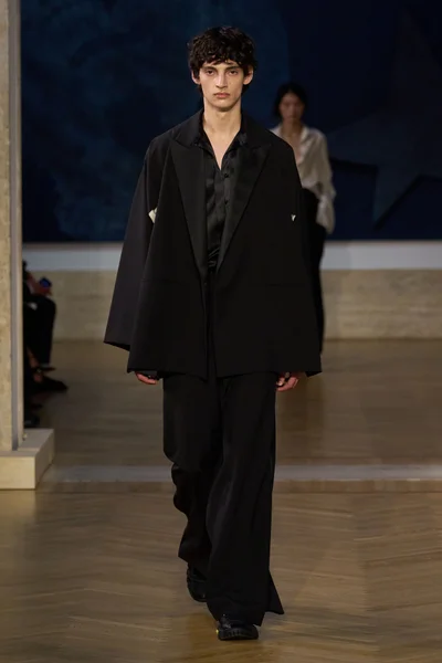 Look 6